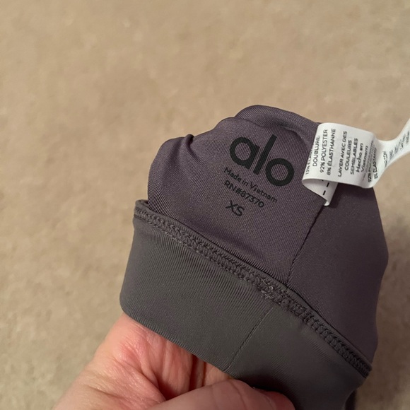 NWOT! Alo Yoga ‘Repose Strappy Asymmetric Sports Bra’ - Picture 6 of 6